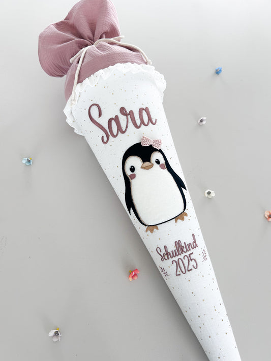 Schultüte - Pinguin- mit Schulkind 2026