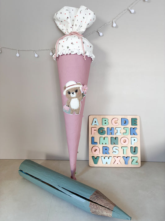 Schultüte - Bärenmädchen - mit Schulkind 2026