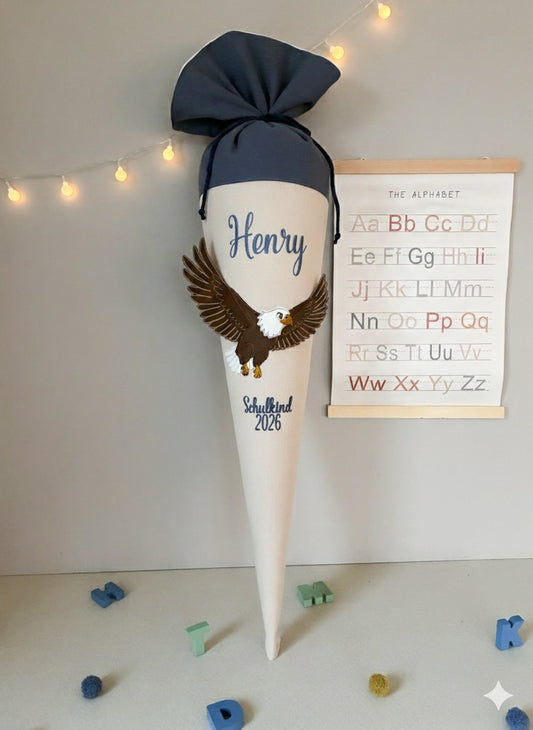 Schultüte -Adler- mit Schulkind 2026