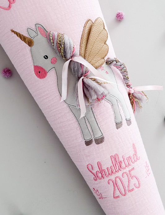 Schultüte - Pegasus  - mit Schulkind 2026