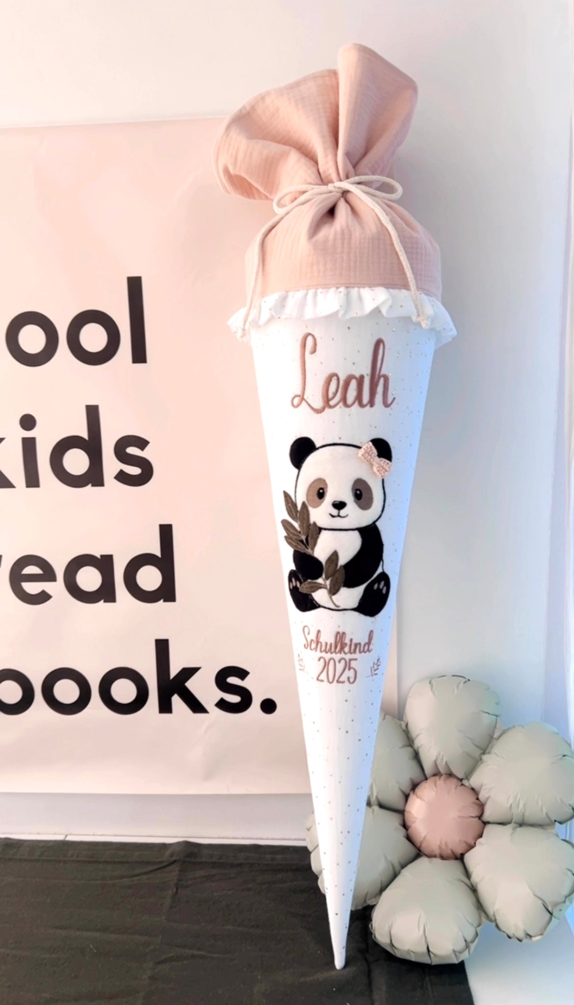Schultüte - Pandamädchen  - mit Schulkind 2026