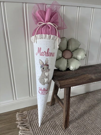 Schultüte - Hase mit Blumenkranz  - mit Schulkind 2027