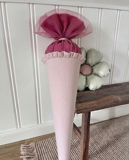 Schultüte - Hase mit Blümchen  - mit Schulkind 2026