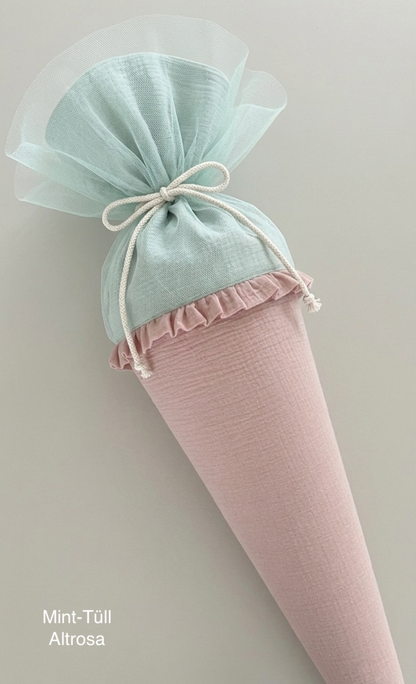Schultüte - Mädchen mit Ballon- mit Schulkind 2026