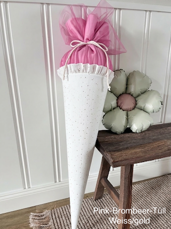 Schultüte - Mädchen mit Ballon- mit Schulkind 2026